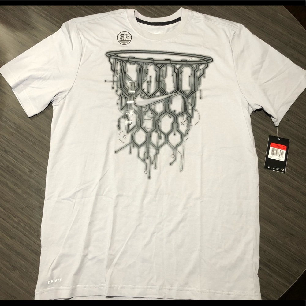 NWT Nike Basketball Hoop T-Shirt Sz L